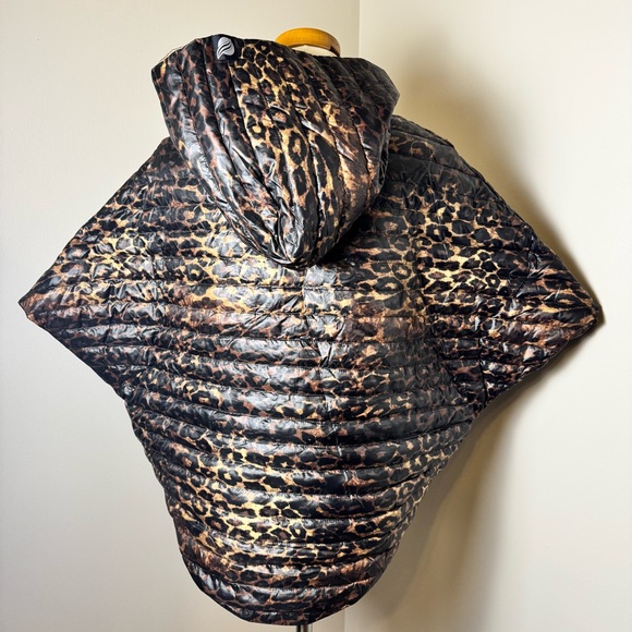 THINK ROYLN Leopard Print 1/4 Zip Down Fill Puffer Poncho BROWN-ROSE GOLD / XS-S - Picture 8 of 15